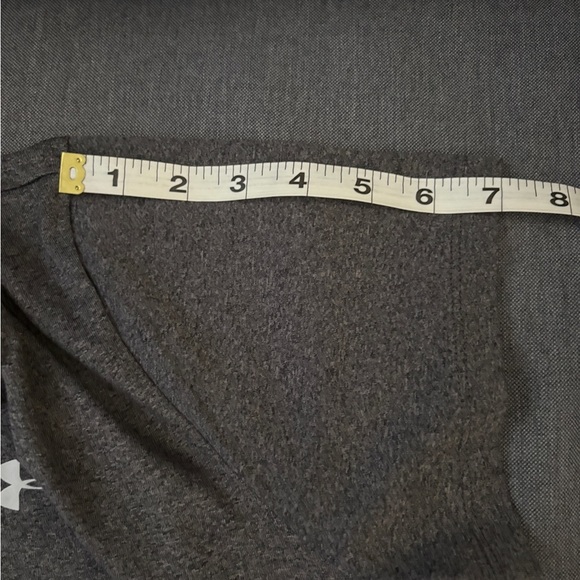 Under Armour Gray V-Neck Tank Top - Picture 5 of 6